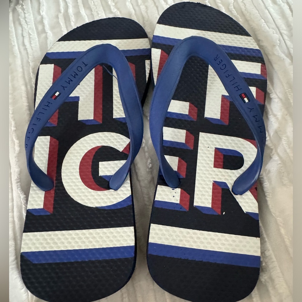 Men’s Tommy Hilfiger flip flops - style Humphrey size 7